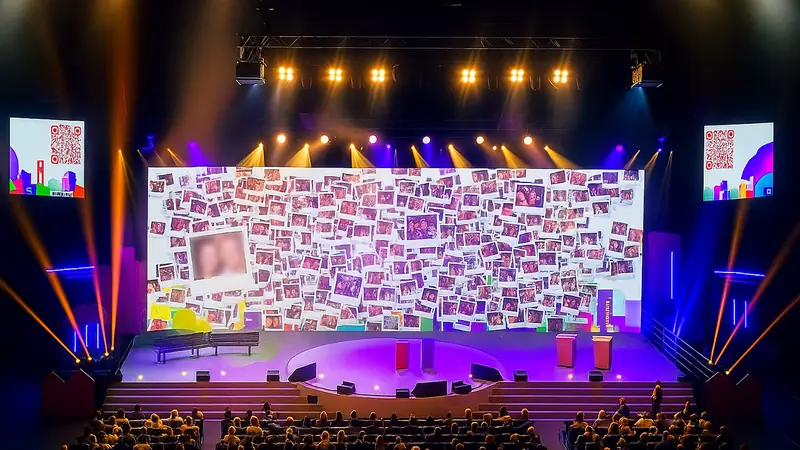 Mur de selfies géant et QR codes de connexion